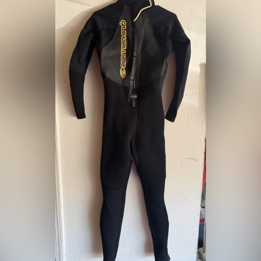 Quiksilver Full Wetsuit Men Medium Black Yellow Back Zip